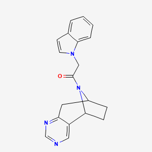 molecular formula C19H18N4O B2407358 2-(1H-indol-1-yl)-1-((5R,8S)-6,7,8,9-tetrahydro-5H-5,8-epiminocyclohepta[d]pyrimidin-10-yl)ethanone CAS No. 1904132-76-8