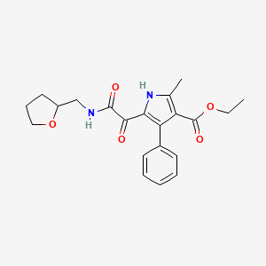 molecular formula C21H24N2O5 B2407670 2-甲基-5-(2-氧代-2-(((四氢呋喃-2-基)甲基)氨基)乙酰)-4-苯基-1H-吡咯-3-羧酸乙酯 CAS No. 1009055-10-0