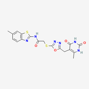 molecular formula C18H16N6O4S2 B2408219 2-((5-((6-甲基-2,4-二氧代-1,2,3,4-四氢嘧啶-5-基)甲基)-1,3,4-恶二唑-2-基)硫代)-N-(6-甲基苯并[d]噻唑-2-基)乙酰胺 CAS No. 1171350-12-1
