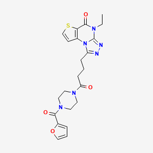 molecular formula C22H24N6O4S B2408270 8-乙基-12-{4-[4-(呋喃-2-羰基)哌嗪-1-基]-4-氧代丁基}-5-噻-1,8,10,11-四氮杂三环[7.3.0.0^{2,6}]十二-2(6),3,9,11-四烯-7-酮 CAS No. 892761-95-4