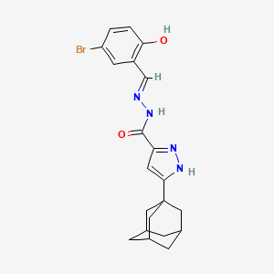 molecular formula C21H23BrN4O2 B2408918 (E)-3-((1s,3s)-金刚烷-1-基)-N'-(5-溴-2-羟基苄叉)-1H-吡唑-5-甲酰肼 CAS No. 1285633-51-3