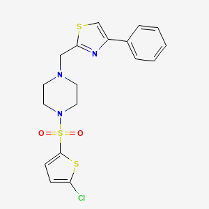 molecular formula C18H18ClN3O2S3 B2409256 2-((4-((5-Chlorothiophen-2-yl)sulfonyl)piperazin-1-yl)methyl)-4-phenylthiazole CAS No. 1105236-85-8