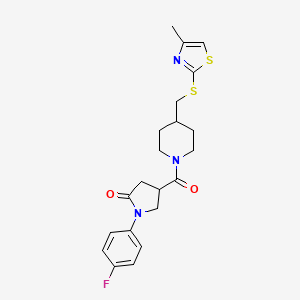 molecular formula C21H24FN3O2S2 B2409417 1-(4-氟苯基)-4-(4-(((4-甲基噻唑-2-基)硫代)甲基)哌啶-1-羰基)吡咯烷-2-酮 CAS No. 1428364-07-1