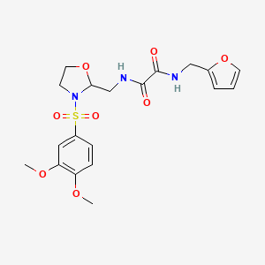 molecular formula C19H23N3O8S B2409613 N1-((3-((3,4-二甲氧苯基)磺酰)恶唑烷-2-基)甲基)-N2-(呋喃-2-基甲基)草酰胺 CAS No. 868983-29-3
