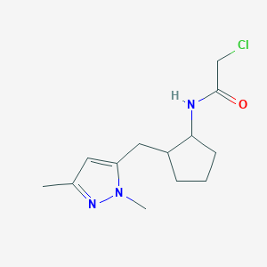 molecular formula C13H20ClN3O B2409795 2-Chloro-N-[2-[(2,5-dimethylpyrazol-3-yl)methyl]cyclopentyl]acetamide CAS No. 2411270-92-1