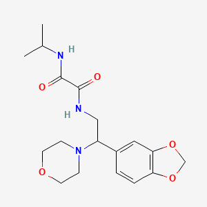 molecular formula C18H25N3O5 B2409971 N1-(2-(Benzo[d][1,3]dioxol-5-yl)-2-morpholinoethyl)-N2-isopropyloxalamid CAS No. 896333-94-1