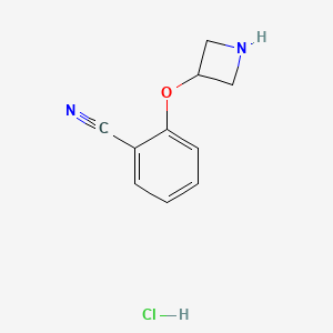 molecular formula C10H11ClN2O B2409995 2-(氮杂环丙-3-氧基)苯甲腈盐酸盐 CAS No. 1956381-53-5