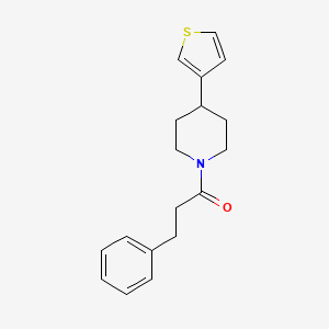 molecular formula C18H21NOS B2409997 3-苯基-1-(4-(噻吩-3-基)哌啶-1-基)丙酮 CAS No. 1396716-93-0