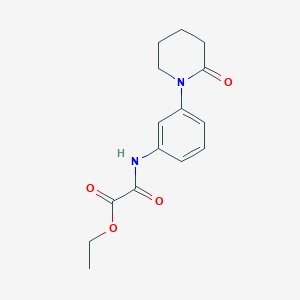 molecular formula C15H18N2O4 B2410085 2-氧代-2-((3-(2-氧代哌啶-1-基)苯基)氨基)乙酸乙酯 CAS No. 1207025-25-9