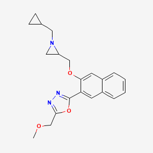 molecular formula C21H23N3O3 B2410098 2-[3-[[1-(Cyclopropylmethyl)aziridin-2-yl]methoxy]naphthalen-2-yl]-5-(methoxymethyl)-1,3,4-oxadiazole CAS No. 2418707-81-8