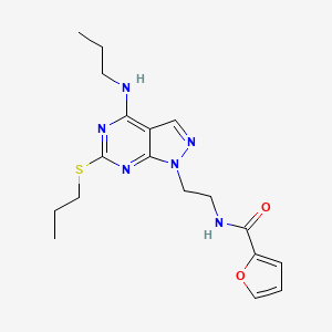 molecular formula C18H24N6O2S B2410112 N-(2-(4-(propylamino)-6-(propylthio)-1H-pyrazolo[3,4-d]pyrimidin-1-yl)ethyl)furan-2-carboxamide CAS No. 946283-09-6
