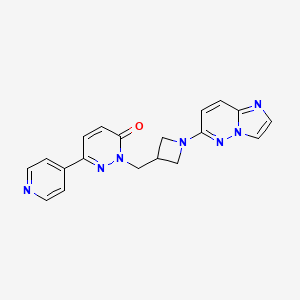 2-[(1-{Imidazo[1,2-b]pyridazin-6-yl}azetidin-3-yl)methyl]-6-(pyridin-4-yl)-2,3-dihydropyridazin-3-one