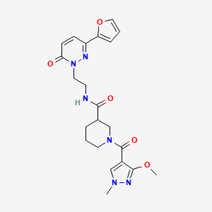 molecular formula C22H26N6O5 B2411009 N-(2-(3-(呋喃-2-基)-6-氧代嘧啶嗪-1(6H)-基)乙基)-1-(3-甲氧基-1-甲基-1H-吡唑-4-羰基)哌啶-3-甲酰胺 CAS No. 1226449-11-1