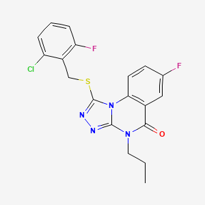 molecular formula C19H15ClF2N4OS B2411099 1-[(2-chloro-6-fluorobenzyl)thio]-7-fluoro-4-propyl[1,2,4]triazolo[4,3-a]quinazolin-5(4H)-one CAS No. 1111236-84-0