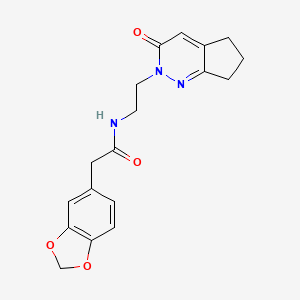 molecular formula C18H19N3O4 B2411210 2-(benzo[d][1,3]dioxol-5-yl)-N-(2-(3-oxo-3,5,6,7-tetrahydro-2H-cyclopenta[c]pyridazin-2-yl)ethyl)acetamide CAS No. 2097899-49-3