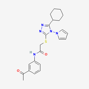 molecular formula C22H25N5O2S B2411391 N-(3-acetylphenyl)-2-((5-cyclohexyl-4-(1H-pyrrol-1-yl)-4H-1,2,4-triazol-3-yl)thio)acetamide CAS No. 903255-37-8