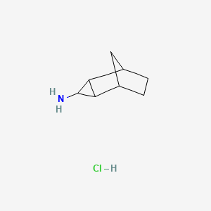 molecular formula C8H14ClN B2411522 三环[3.2.1.0^{2,4}]辛烷-3-胺盐酸盐 CAS No. 2089257-82-7