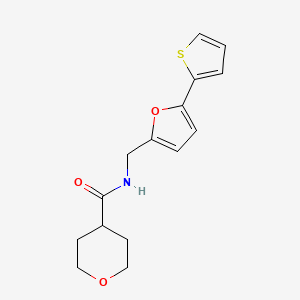 molecular formula C15H17NO3S B2412078 N-((5-(thiophen-2-yl)furan-2-yl)methyl)tetrahydro-2H-pyran-4-carboxamide CAS No. 2034435-66-8