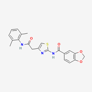 molecular formula C21H19N3O4S B2412586 N-(4-(2-((2,6-二甲苯基)氨基)-2-氧代乙基)噻唑-2-基)苯并[d][1,3]二氧杂环-5-甲酰胺 CAS No. 921819-24-1