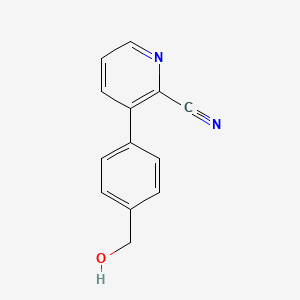 molecular formula C13H10N2O B2412985 3-[4-(羟甲基)苯基]吡啶-2-腈 CAS No. 1423037-18-6
