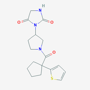 molecular formula C17H21N3O3S B2413099 3-(1-(1-(Thiophen-2-yl)cyclopentanecarbonyl)pyrrolidin-3-yl)imidazolidine-2,4-dione CAS No. 2309708-23-2