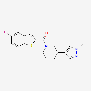 molecular formula C18H18FN3OS B2413255 (5-Fluoro-1-benzothiophen-2-yl)-[3-(1-methylpyrazol-4-yl)piperidin-1-yl]methanone CAS No. 2310013-29-5