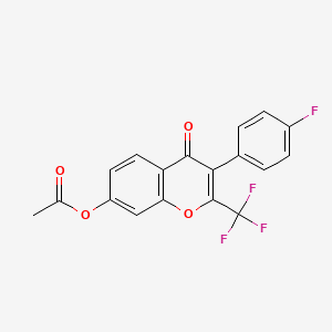molecular formula C18H10F4O4 B2413700 3-(4-fluorophenyl)-4-oxo-2-(trifluoromethyl)-4H-chromen-7-yl acetate CAS No. 315233-73-9