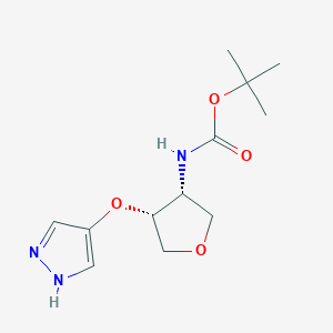 molecular formula C12H19N3O4 B2413742 Tert-butyl N-[(3R,4R)-4-(1H-pyrazol-4-yloxy)oxolan-3-yl]carbamate CAS No. 2137564-10-2