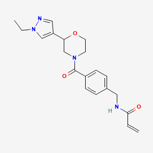 molecular formula C20H24N4O3 B2413808 N-[[4-[2-(1-Ethylpyrazol-4-yl)morpholine-4-carbonyl]phenyl]methyl]prop-2-enamide CAS No. 2198383-12-7