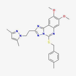 molecular formula C26H28N6O2S B2414177 2-(2-(3,5-dimethyl-1H-pyrazol-1-yl)ethyl)-8,9-dimethoxy-5-((4-methylbenzyl)thio)-[1,2,4]triazolo[1,5-c]quinazoline CAS No. 959563-18-9