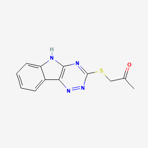 molecular formula C12H10N4OS B2414362 1-((2H-[1,2,4]三嗪并[5,6-b]吲哚-3-基)硫代)丙烷-2-酮 CAS No. 324577-81-3
