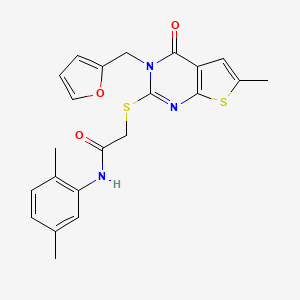molecular formula C22H21N3O3S2 B2414578 N-(2,5-dimethylphenyl)-2-[3-(furan-2-ylmethyl)-6-methyl-4-oxothieno[2,3-d]pyrimidin-2-yl]sulfanylacetamide CAS No. 878682-82-7