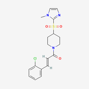 molecular formula C18H20ClN3O3S B2414582 (E)-3-(2-氯苯基)-1-(4-((1-甲基-1H-咪唑-2-基)磺酰基)哌啶-1-基)丙-2-烯-1-酮 CAS No. 2321337-72-6