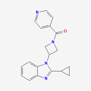 molecular formula C19H18N4O B2415142 [3-(2-Cyclopropylbenzimidazol-1-yl)azetidin-1-yl]-pyridin-4-ylmethanone CAS No. 2380010-37-5