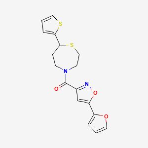 molecular formula C17H16N2O3S2 B2415657 (5-(Furan-2-yl)isoxazol-3-yl)(7-(thiophen-2-yl)-1,4-thiazepan-4-yl)methanone CAS No. 1705518-29-1