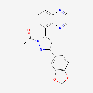 molecular formula C20H16N4O3 B2416042 1-(3-(苯并[d][1,3]二氧杂环-5-基)-5-(喹喔啉-5-基)-4,5-二氢-1H-吡唑-1-基)乙酮 CAS No. 946378-93-4
