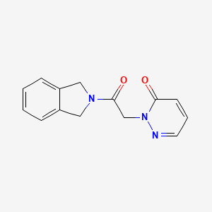 molecular formula C14H13N3O2 B2416210 2-(2-(isoindolin-2-yl)-2-oxoethyl)pyridazin-3(2H)-one CAS No. 2034461-46-4