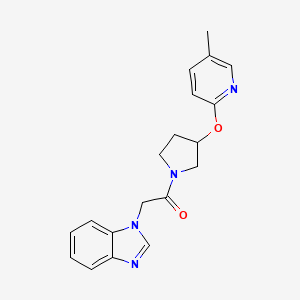 molecular formula C19H20N4O2 B2416642 2-(1H-benzo[d]imidazol-1-yl)-1-(3-((5-methylpyridin-2-yl)oxy)pyrrolidin-1-yl)ethanone CAS No. 1903349-41-6