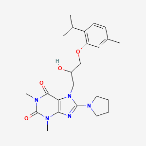 molecular formula C24H33N5O4 B2416883 7-(2-hydroxy-3-(2-isopropyl-5-methylphenoxy)propyl)-1,3-dimethyl-8-(pyrrolidin-1-yl)-1H-purine-2,6(3H,7H)-dione CAS No. 923227-77-4