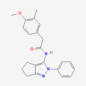 molecular formula C22H23N3O2 B2416969 2-(4-methoxy-3-methylphenyl)-N-(2-phenyl-2,4,5,6-tetrahydrocyclopenta[c]pyrazol-3-yl)acetamide CAS No. 1210726-52-5