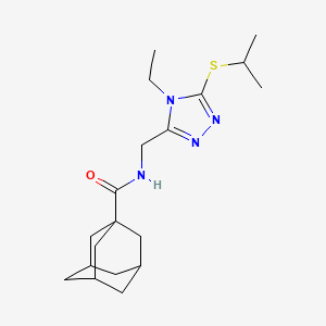 molecular formula C19H30N4OS B2417003 N-[(4-ethyl-5-propan-2-ylsulfanyl-1,2,4-triazol-3-yl)methyl]adamantane-1-carboxamide CAS No. 476438-48-9