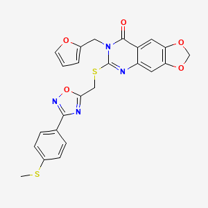 molecular formula C24H18N4O5S2 B2417322 7-[(furan-2-yl)methyl]-6-[({3-[4-(methylsulfanyl)phenyl]-1,2,4-oxadiazol-5-yl}methyl)sulfanyl]-2H,7H,8H-[1,3]dioxolo[4,5-g]quinazolin-8-one CAS No. 1115927-05-3