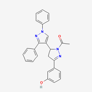 molecular formula C26H22N4O2 B2417739 1-(5-(3-hydroxyphenyl)-1',3'-diphenyl-3,4-dihydro-1'H,2H-[3,4'-bipyrazol]-2-yl)ethanone CAS No. 956808-84-7