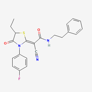 (2Z)-2-Cyano-2-[5-ethyl-3-(4-fluorophenyl)-4-oxo-1,3-thiazolidin-2-ylidene]-N-(2-phenylethyl)acetamide