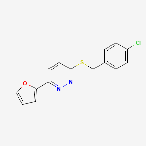 molecular formula C15H11ClN2OS B2417745 3-[(4-氯苯基)甲硫基]-6-(2-呋喃基)哒嗪 CAS No. 872701-27-4