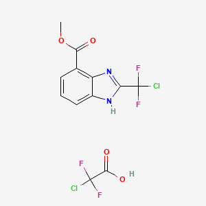 molecular formula C12H8Cl2F4N2O4 B2417766 2-(クロロジフルオロメチル)-1H-ベンゾ[d]イミダゾール-4-カルボン酸メチル 2-クロロ-2,2-ジフルオロ酢酸 CAS No. 1956328-52-1