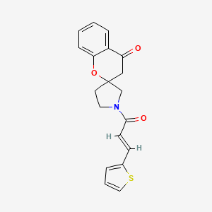 molecular formula C19H17NO3S B2418129 (E)-1'-(3-(噻吩-2-基)丙烯酰基)螺[色满-2,3'-吡咯烷]-4-酮 CAS No. 1448139-39-6