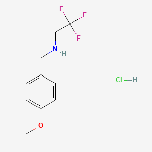 molecular formula C10H13ClF3NO B2418346 Chlorhydrate de <a href=