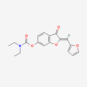 molecular formula C18H17NO5 B2418926 (Z)-2-(furan-2-ylmethylene)-3-oxo-2,3-dihydrobenzofuran-6-yl diethylcarbamate CAS No. 622796-47-8