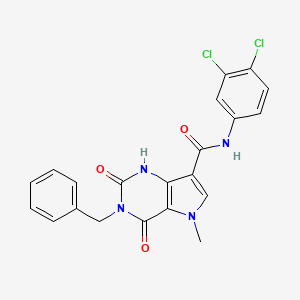 molecular formula C21H16Cl2N4O3 B2418973 3-benzyl-N-(3,4-dichlorophenyl)-5-methyl-2,4-dioxo-2,3,4,5-tetrahydro-1H-pyrrolo[3,2-d]pyrimidine-7-carboxamide CAS No. 921854-60-6